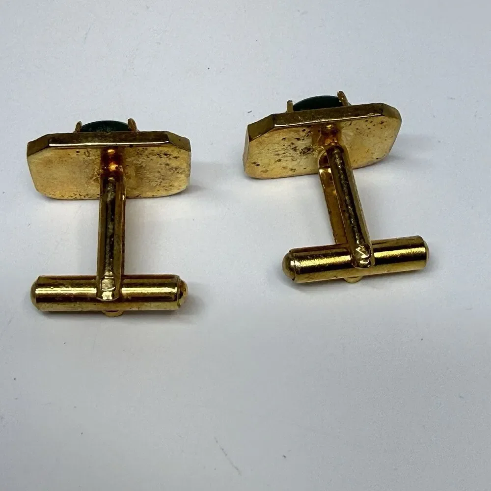 Vintage Gold Tone With Jade Stone Cuff Links And Matching Tie Tack